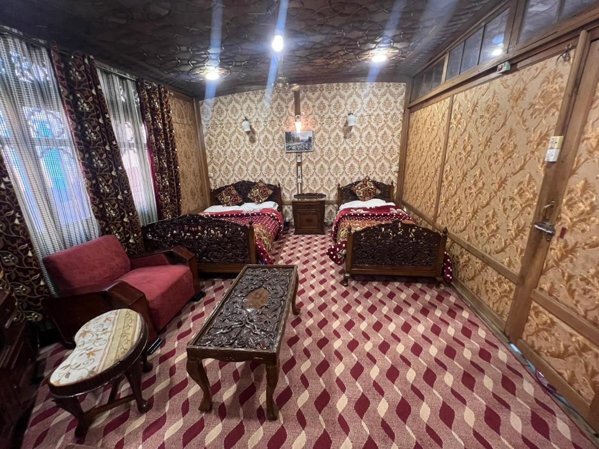 מלון Srīnagar Aristotle Group Of Houseboats & Transportation מראה חיצוני תמונה
